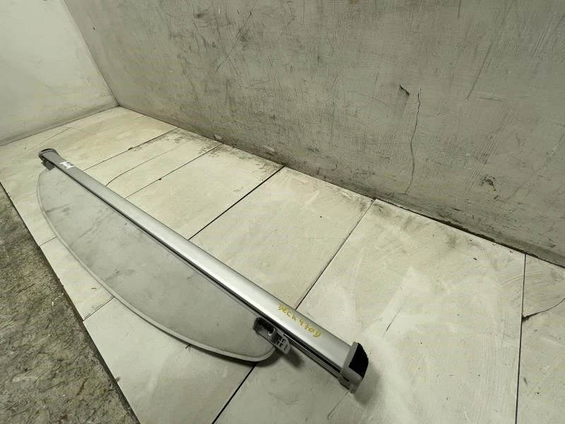 Toyota Prius 2010 cubierta de carga trasera retráctil OEM Foto 3 de 4