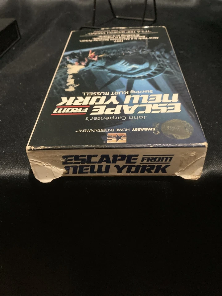 Escape From New York VHS 1981 Embassy Home Entertainment Original Release - Image 3 of 4