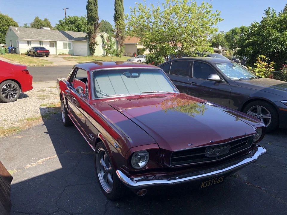 Ford Mustang 1965 Foto 2 de 4