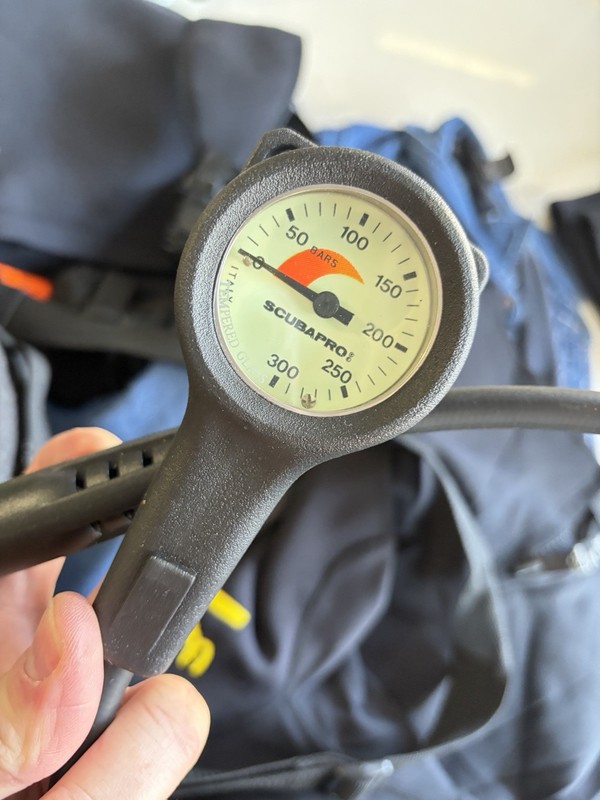 Scubapro Pressure Gauge, Metric