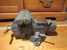Craftsman USA Heavy Duty 5 Inch Bench Vise # 51855 Used, Very Good Condition
