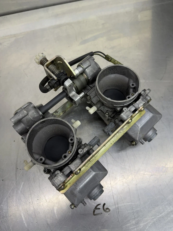 Carburador de carbohidratos Yamaha Vmax 600 500 Vmax ST 1995 95 94 93 8CA-14100-02-00 Foto 2 de 4