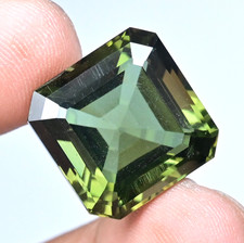 Flawless Natural Greenish Moldavite 24.35 Ct ...