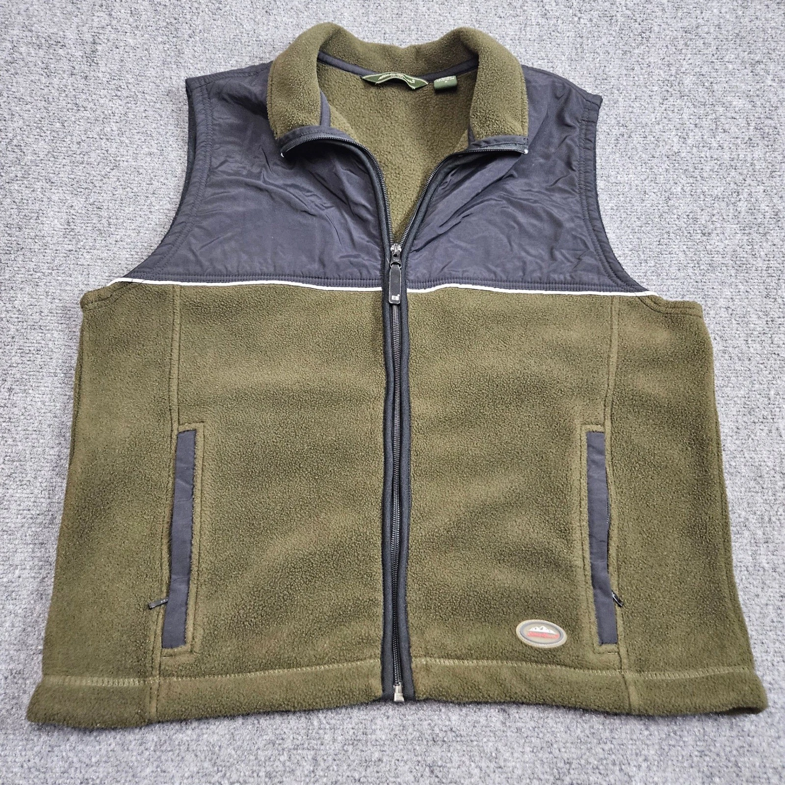 Eddie Bauer Fleece Vest Mens Medium Green Black Gorpcore Outdoor Full Zip Hiking