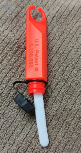 Deer Lure Scent Dispenser - Reusable / Visible ~ New - Picture 2 of 4