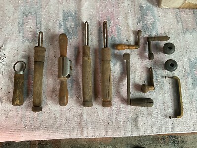 Vintage Lot Of  (12) 1920 s,30 s,40 s,50 s Wooden Handles,knobs,saw,cranks,Old