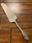 NICE WALLACE GRANDE BAROQUE CAKE SERVER CUTTER STERLING SILVER GRAND SERVER HH