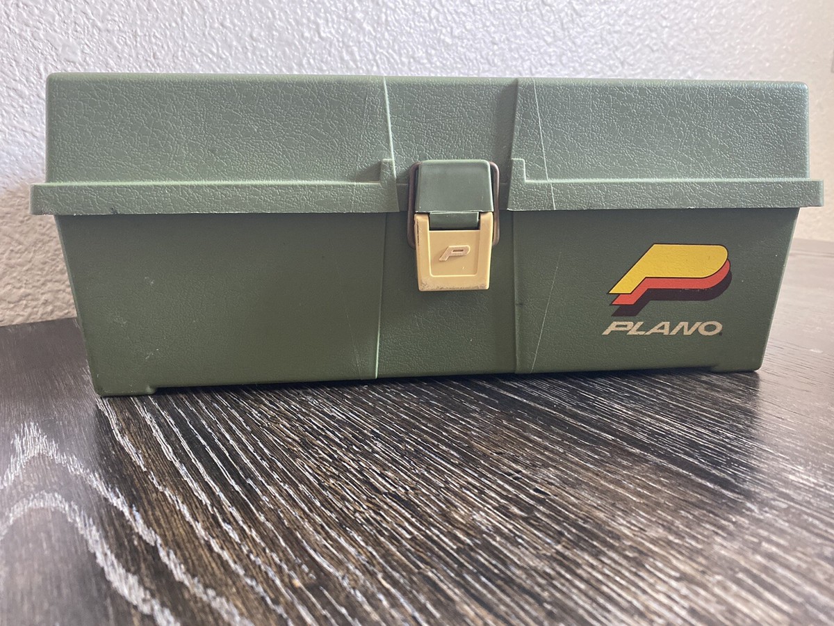 Vintage 1980's Plano 5410 Green and Tan Tackle Box - Nice shape