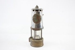 Miners Protector Lamp & Lighting No 88 Steel & Brass w/ Swing Handle