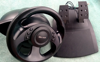 MICROSOFT SIDEWINDER PRECISION RACING WHEEL AND PEDALS USB X04