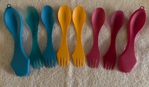 Light My Fire Spork 3-en-1 – Couvert De Camping Suédois Super Pratique (cuillère, Fourchette, Couteau) – Lot De 6 Coloris Bleu/jaune