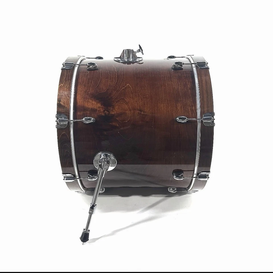 Bajo Gretsch CM1-1822B Catalina Arce Insignia Redonda 22x18" Esmalte Nogal Foto 3 de 4