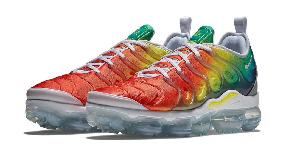 Size US 8 Women’s - Nike Air VaporMax Plus Rainbow Sneakers - Image 4 of 4