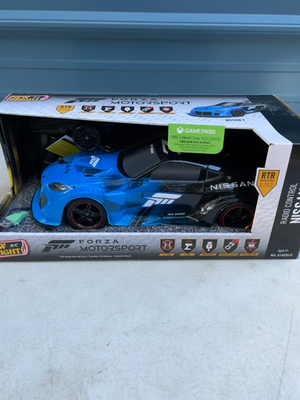 New Bright 1:14 scale remote-control Nissan Z inspired by the