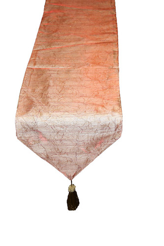 Eden Lace Tafetta Nittle Mesh Table Runner Color: Burgundy