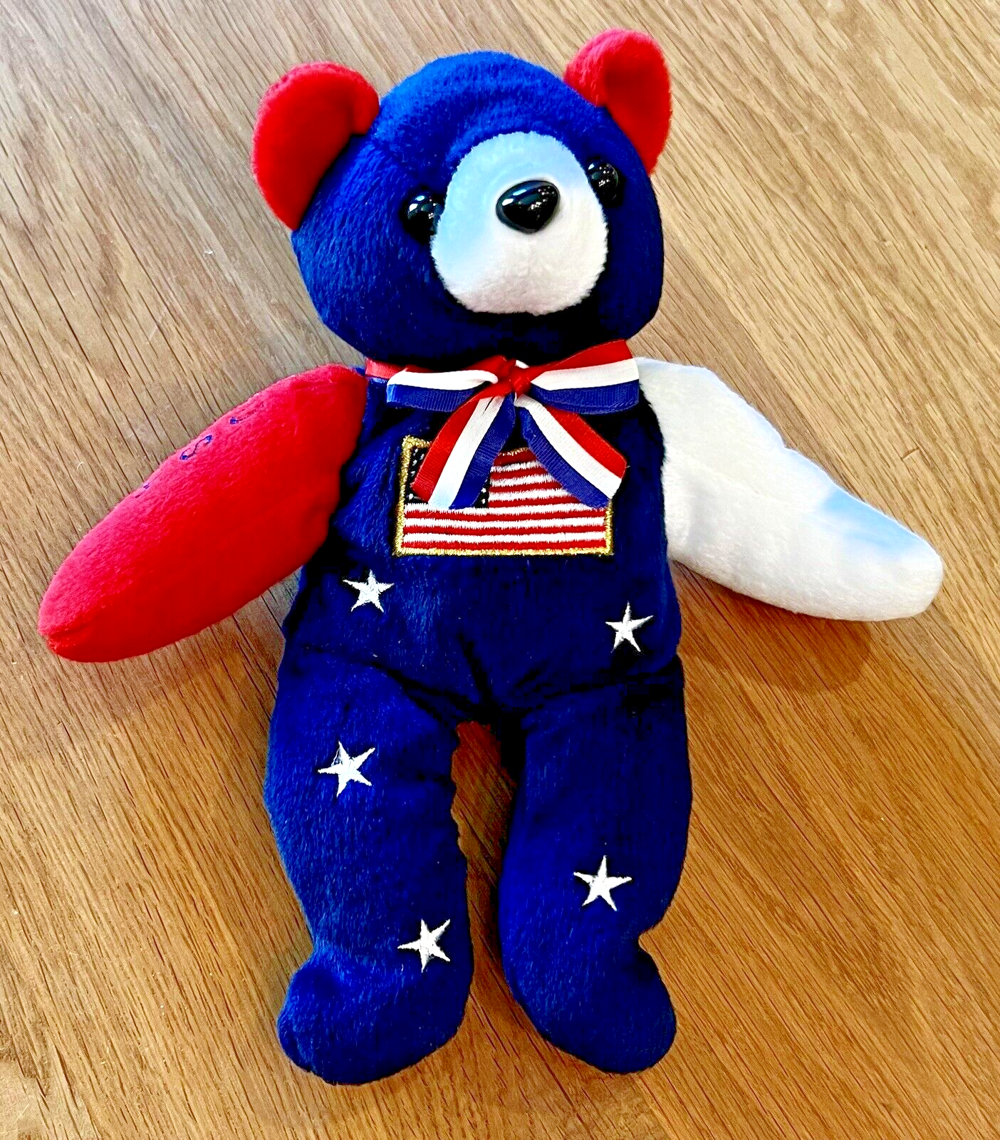 STARS & STRIPES Teddy Bear USA on Red Arm, Stars on White Arm, CRISTA BEARS 2002