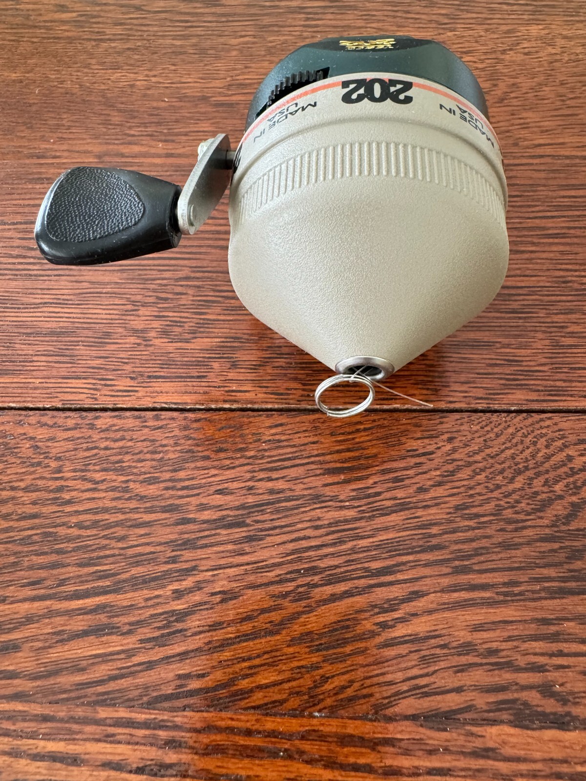 ZEBCO 202 Spincast Fishing Reel - NEW with ORIGINAL PACKAGING