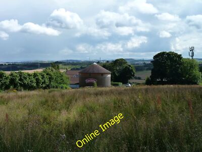 Foto 12x8 Baxters in Kelty A Craft Center mit Kathellan Coffeeshop. c2012