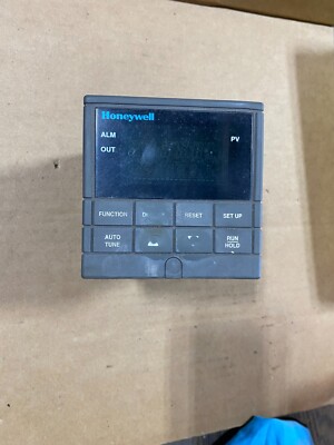 Honeywell UDC2000 Mini Pro DC200C-0-000-100000-0