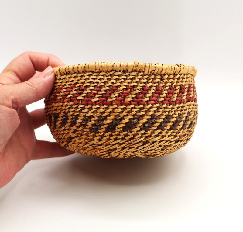 Native American Basket Hualapi Split Willow Twined Red Aniline Dye 6" W  LZB7