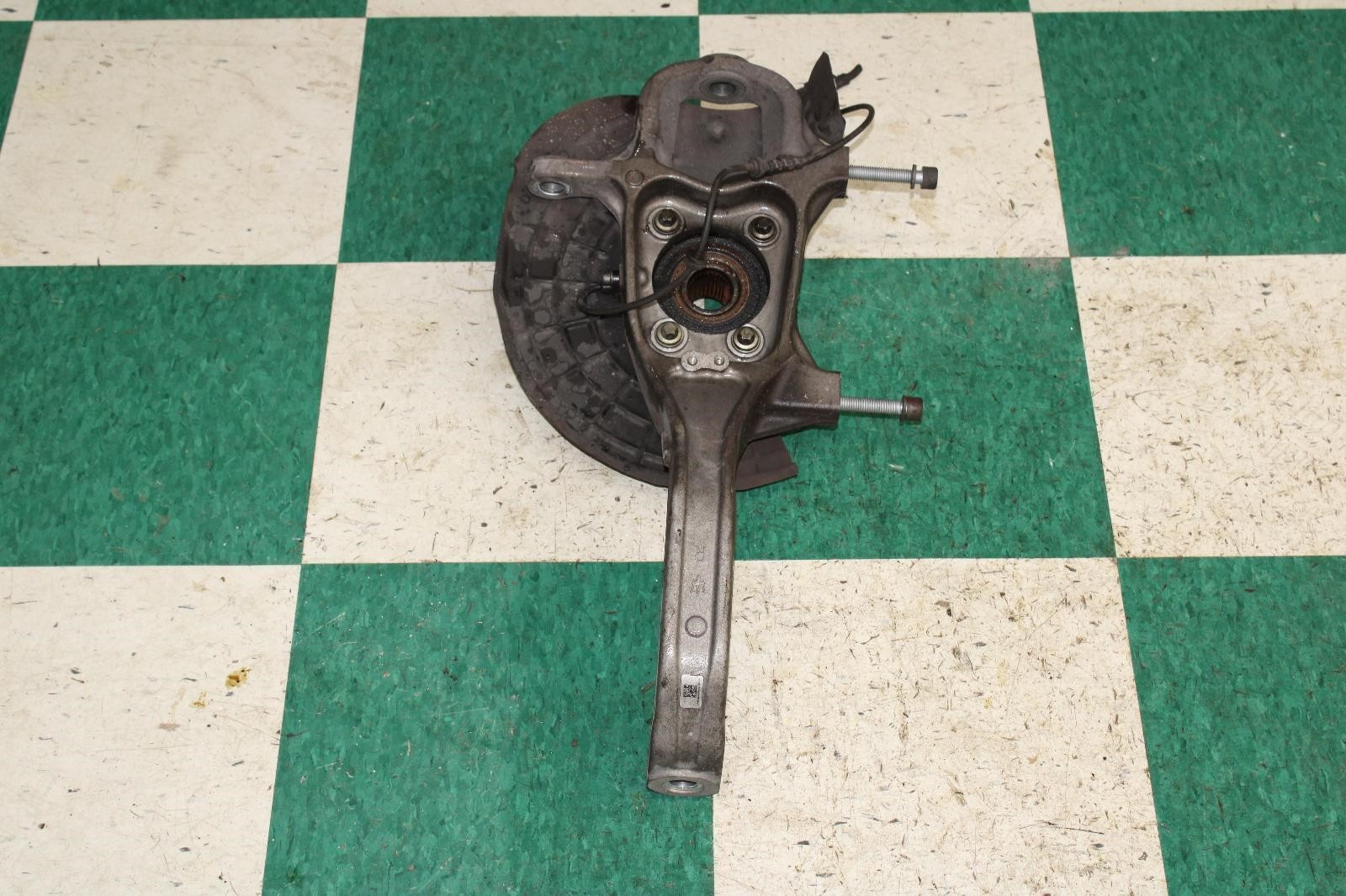 Maserati Ghibli 2014-2017 Front Right Hub bearing assembly
