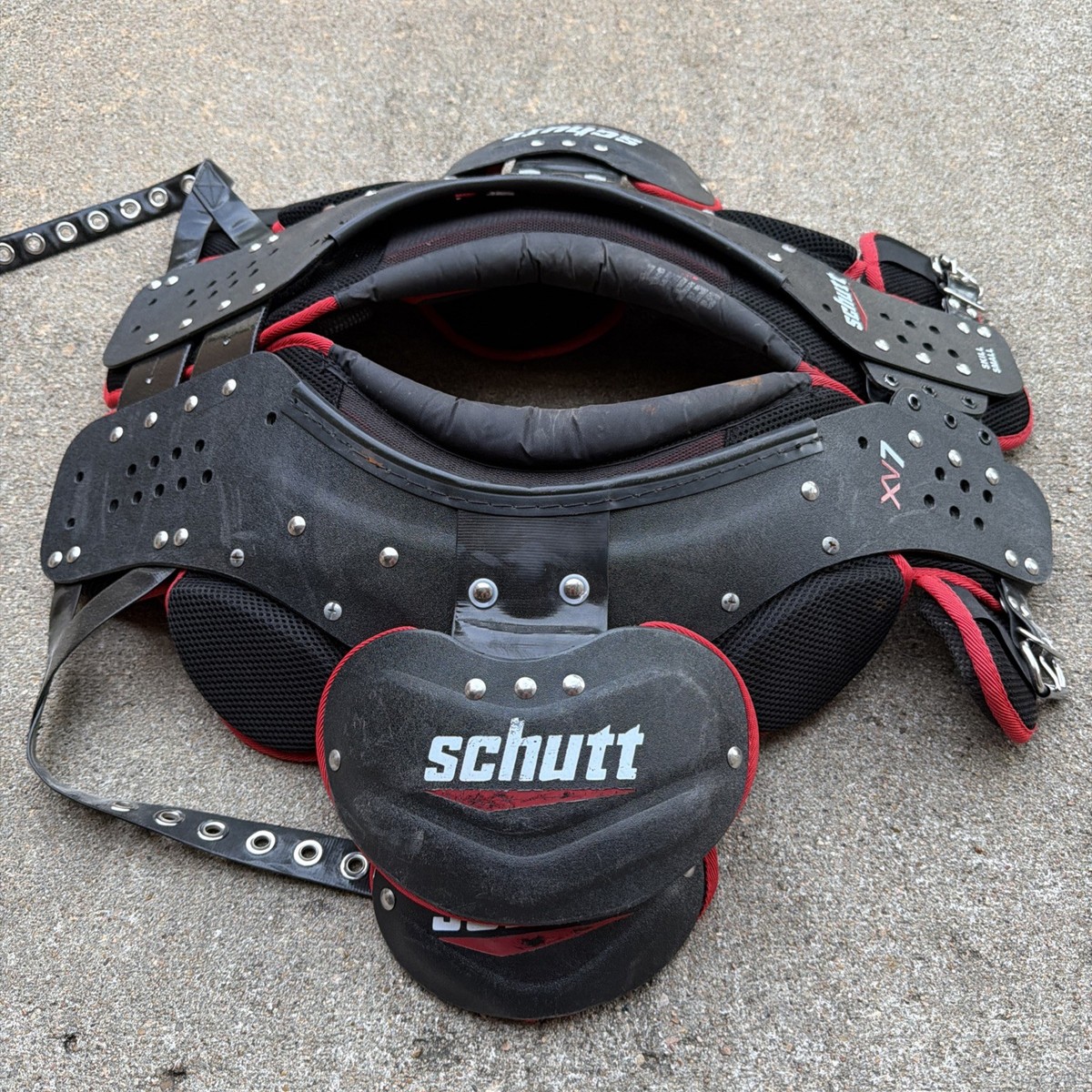 Schutt XV 7 VARSITY QB/WR Skill Football Shoulder Pads SP Adult