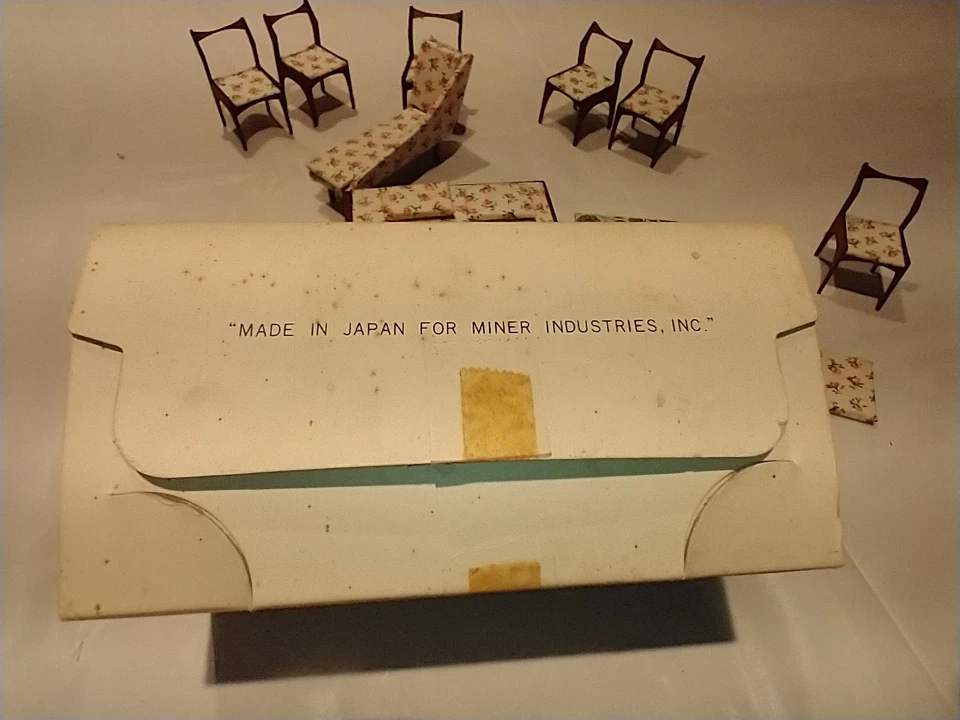 Vintage MCM Style Miniature Doll House Furniture Japan 1960's 60's Box - Image 4 of 4