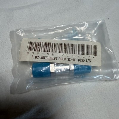 NEW Swagelok SS-4C-VCR-1/3 Check Valve (D5)