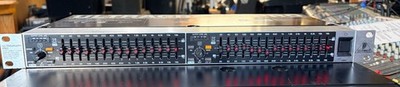 Behringer ULTRAGRAPH PRO FBQ1502 Dual 15 Band Graphic Equalizer EQ+ Feedback Det