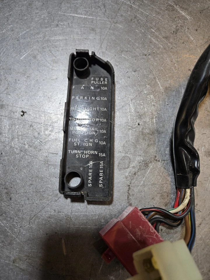 Bloque de fusibles Honda CBR600F1 1987 1988 1989 Hurricane Foto 4 de 4