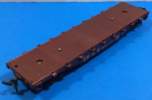 HO Scale “Erie” 6028 Forty Foot Freight Train Flat Car - Picture 9 of 13