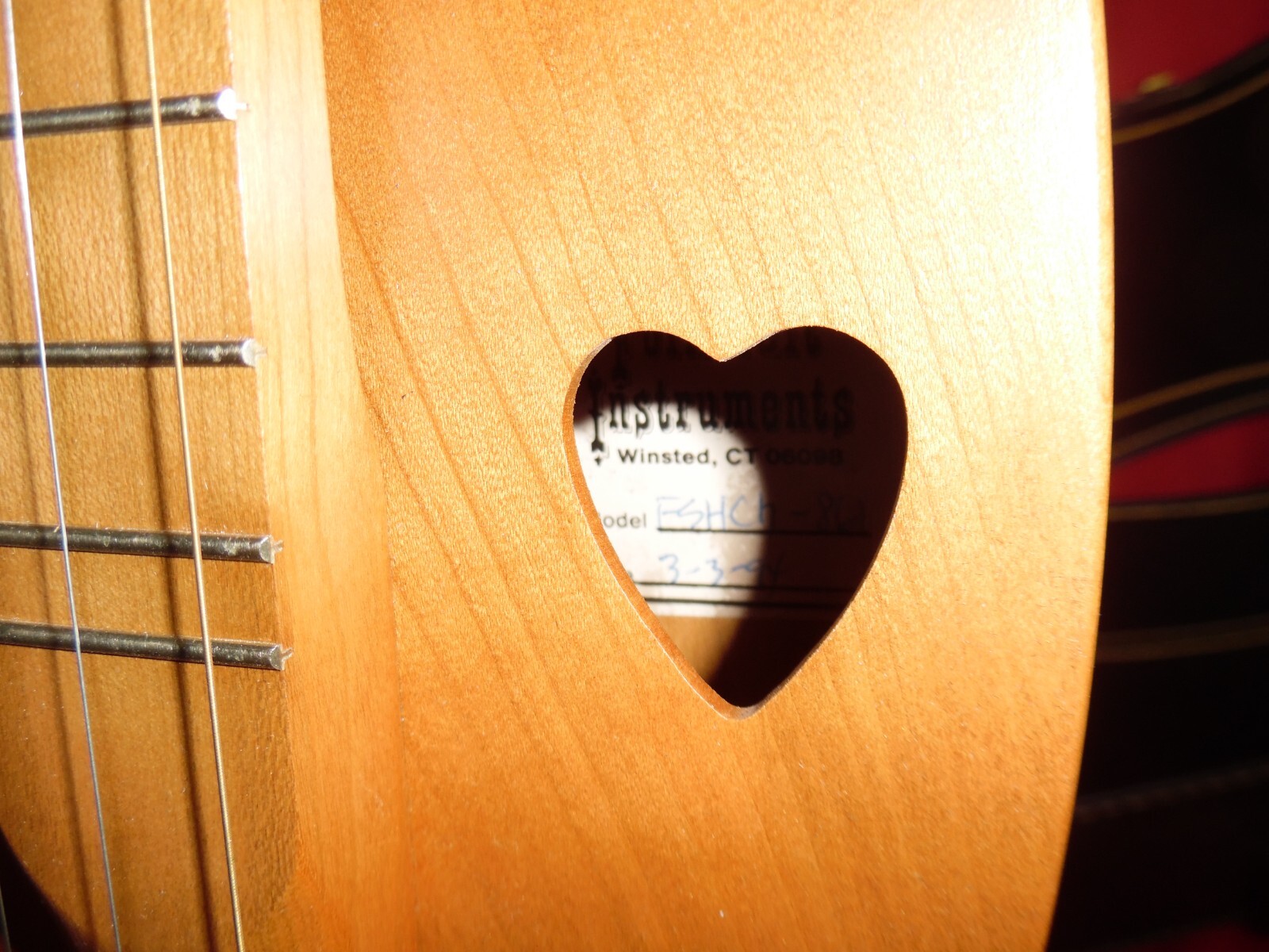 Folkcraft Instruments Winsted CT Dulcimer Eshch-861 - 36 3/8"