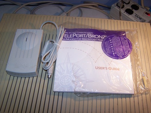 Modem Global Village Teleport/Bronzo Modello A861 con manuale per Macintosh - Foto 1 di 2