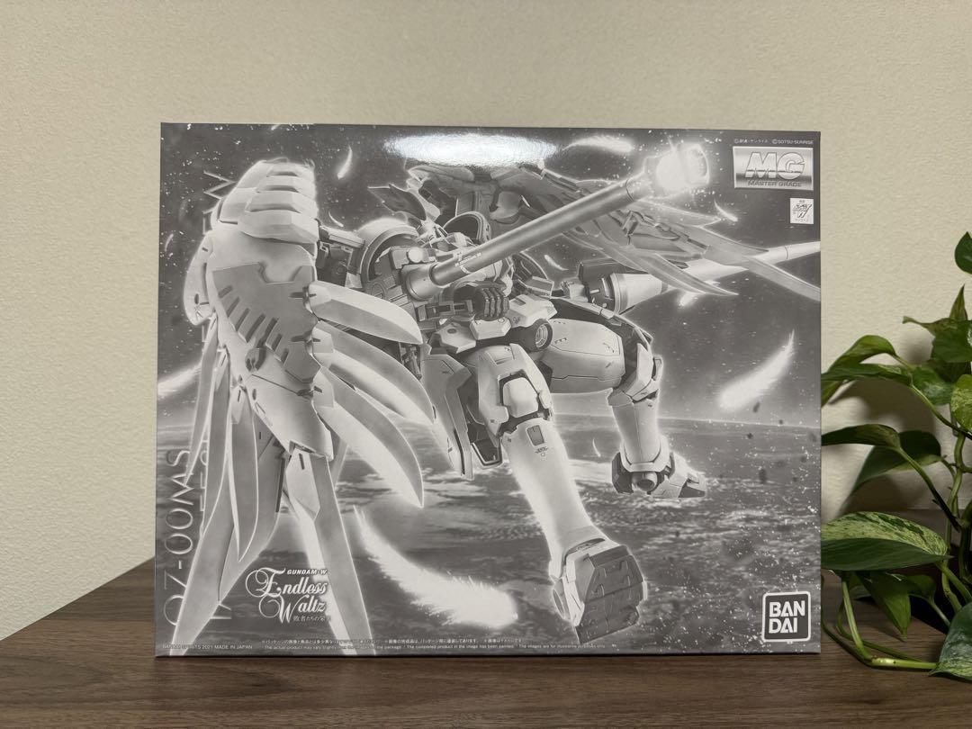 MG 1/100 Tallgeese Fluegel Gundam W Endless Waltz Model Kit BANDAI