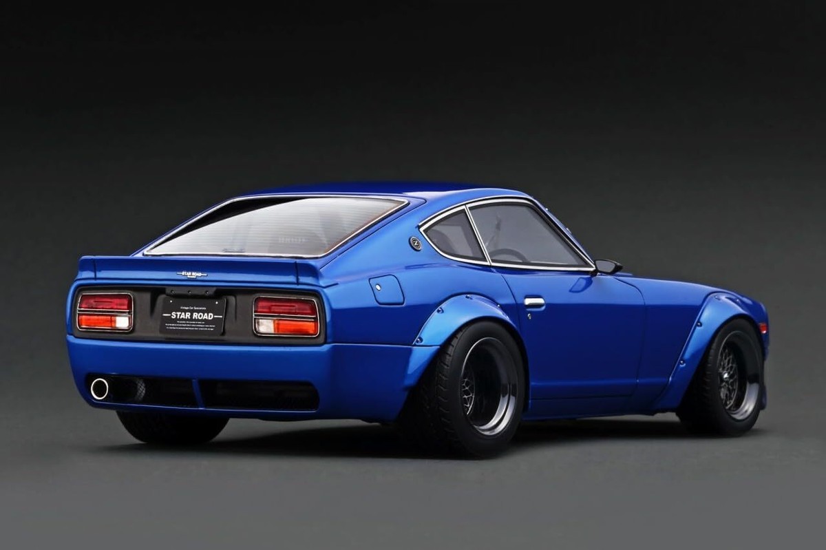 (しげぞう) 1/18 Nissan Fairlady Z (S30) PREORDER* Ignition Model 1:18 Nissan Fairlady Z (S30) Blue
