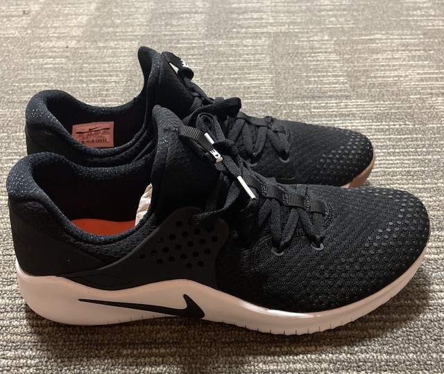 nike free trainer v8 black