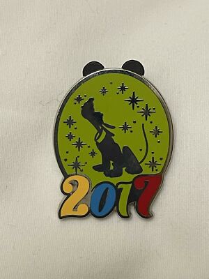 Sorcerer Mickey Mouse and Friends Pin Trader Starter 2017 - Pluto Only 