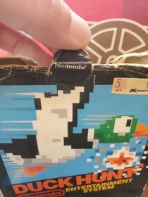 1st Release 1985-86 "Glossy Seal" Nintendo DUCK HUNT With The Box *NO Manual*
