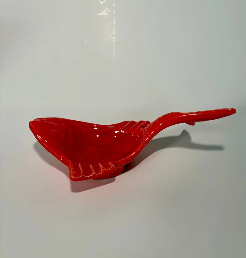 Cali Orig #184 Red Fish-Shaped Serving Platter with Two Dipping Cups – Californi - Image 3 of 4