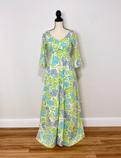 Vintage Kahala Hawaii Muumuu Size Small