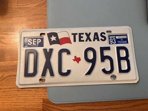 Texas 1993 License Plate DXC95B