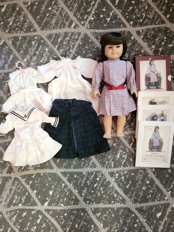 Vintage 1995 Samantha Parkington doll original outfit, nightgown, Lacy White Set