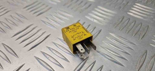 OPEL ZAFIRA A F75 Relais 24433728 2.00 Diesel 74kw 2001 31071796