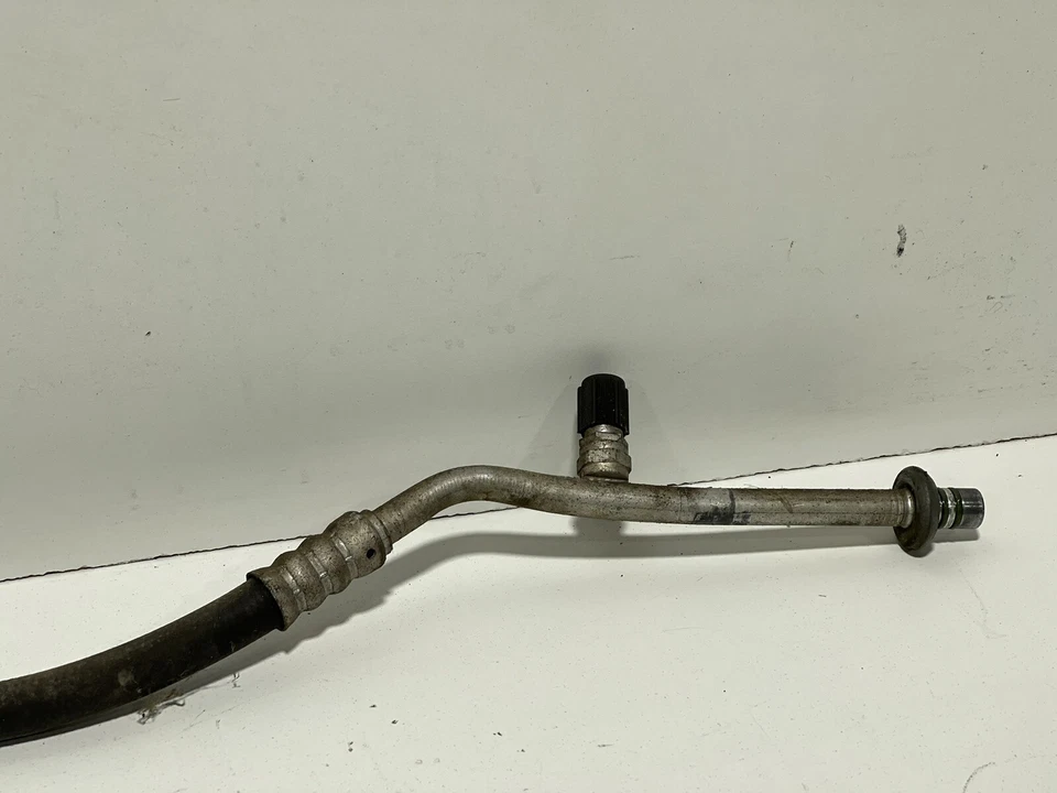 4.0 TJ OEM A/C Line Evaporator to Condenser Hose 97-98 Jeep Wrangler CC 31 - Image 3 of 4