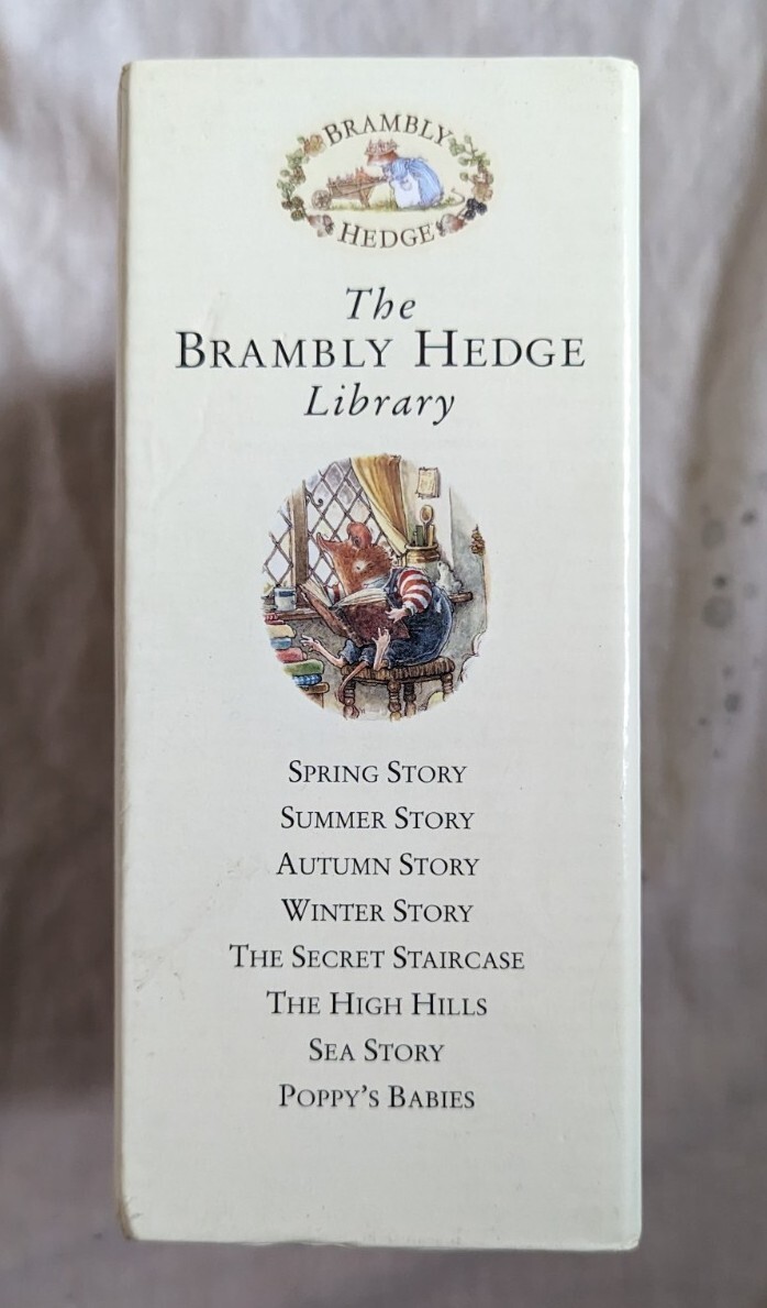 THE BRAMBLY HEDGE LIBRARY 8冊セット The Brambly Hedge Library 8 Books Box Set By Jill Barklem