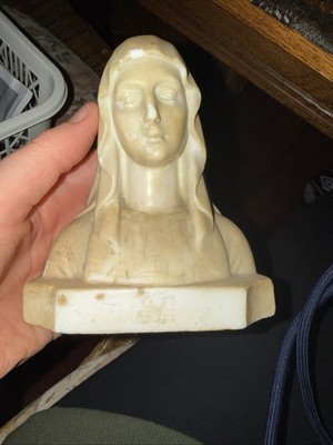 Französische antike geformte Madonna Maria Skulptur Gips Dame von Lourdes CH Millard