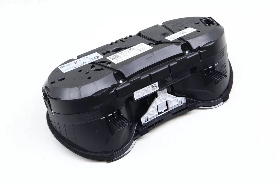 2017-2020 AUDI A3 QUATTRO - Instrument Cluster / Speedometer 8V0920840 - Image 4 of 4