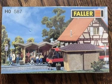 Faller 587 German Bus Stop Shelter HO New in sealed pack