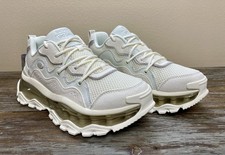 Skechers Uno Chaos White LifeStyle Casual Shoes 177935-WHT Women's RARE Size 8