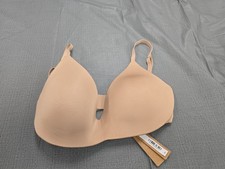 Skims Wireless Form Pushup Plunge Bra